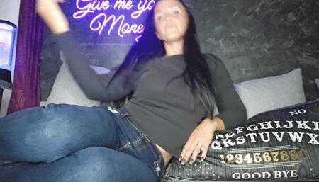 Why no female Finsub?