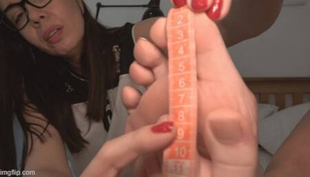 Small foot and measurements and comparisons with Amazon feet