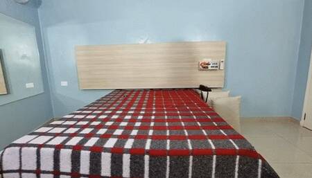 SEXY SCHOOL GIRL FARTING AND COUNT FOR YOU BY SATINA CAM BY ALINE FULL HD