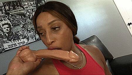 Burping & Dildo Sucking Fun With Kendra Allure (SD 720p WMV)