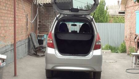 cleaning my car with blue vacuum 720