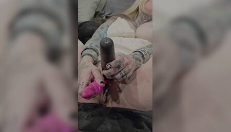 Watch Me Masturbate Until I Squirt!