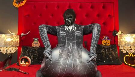 Spider Woman's ASS