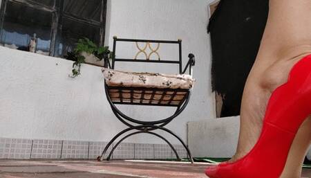 Alicia surprises with her pointy-toed heels as they dangle from her feet (2)