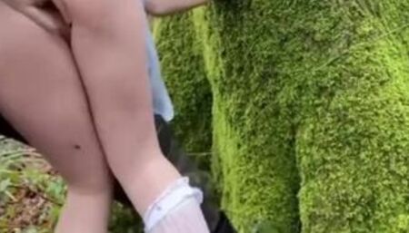 Novia otaku en el bosque