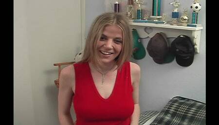 Joe Peeper Gets A Blowjob From Anita! (mp4)