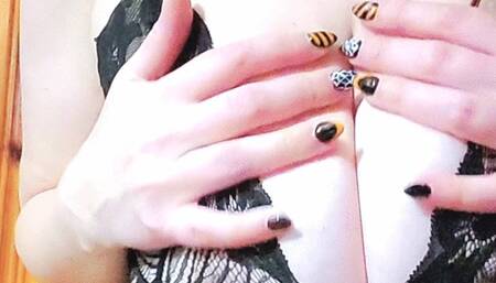 Aspiring Anal Slut Vaela Vixen Uses Butt Plug During Solo Masturbation