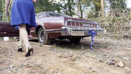 Firing up the ford after a WEEK! And a video of my SOUPED UP 1975 Dodge Daytona!