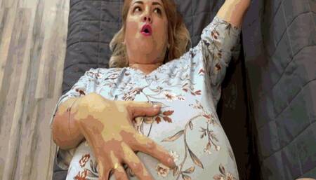 The Growing Belly of the Giantess: The Secret of the Tiny Lover! MP4