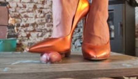 Cum under my Cassadei Blades, slave (slave perspective)