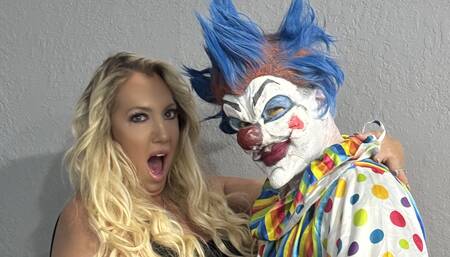 Klownz - a Porn Parody