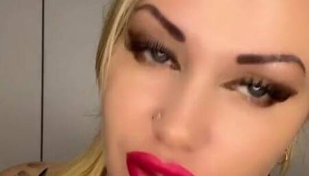 Weakness Is Pleasure Entering the Body, Servant.. Let Me Make You All Kinds of Weak... Look Into These Eyes That Carry Danger