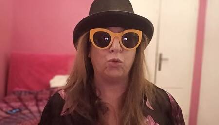 Veronica Rossi Official - Vi Provoca Sessualmente Con Il Suo Erotismo Infinito