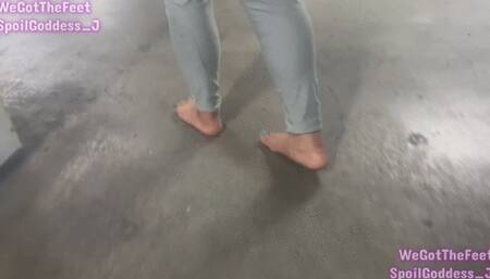 I DONT CARE WHO SEES US! LICK MY DIRTY FEET SLAVE FV