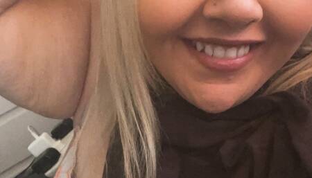 Come sniff my freshly shave post gym armpit