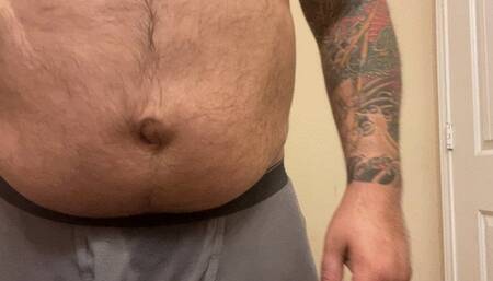 Tattooed guy cumming