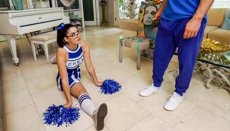 The Real Workout - brunette action