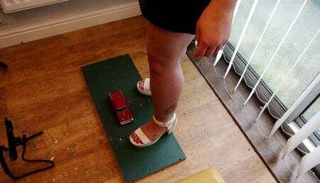 Giantess Lou crushes a 1957 Chey bel air in white chucky heels right extra high view