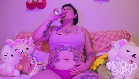 Alt Feedee Chugs Energy Drink And Pushes Out Nonstop Burps