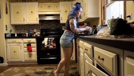 Relief As A Reward (2K) - Vonka Romanov