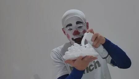 Clown taking pies in the Face and fapping