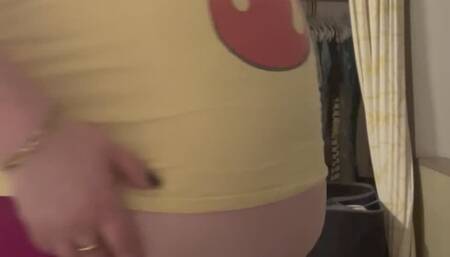 My expanding belly seems to have outgrown my workout clothes