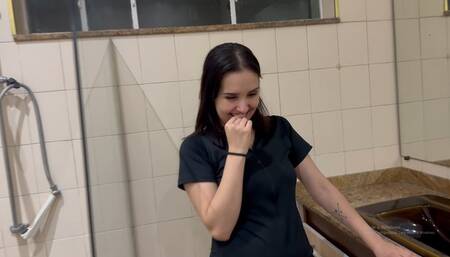 Ballbusting Interracial in the bathroom by Hannah ! FULL 720p