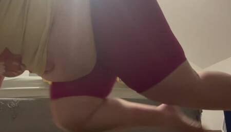 Workout attempt with enormous belly part 1: mountain climbers