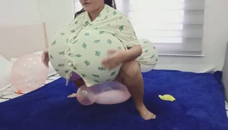 Balloon stuffing blowtopop