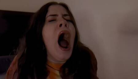 EXCESSIVE YAWNING | Cassie