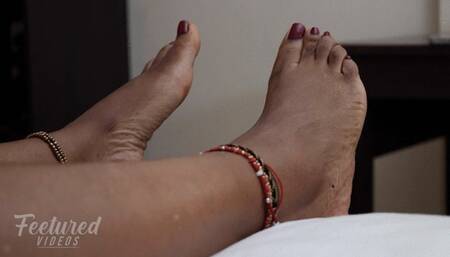 Get on your knees and worship my feet