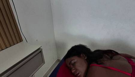 Farting Massagem - MONIQUE - CLIP 1