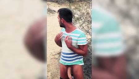 Tim Blesh Quick Outdoor Cumshot in the Nature