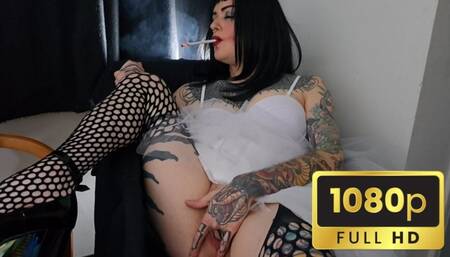 1080p A Night of Chaos: Chainsmoking and Pleasuring Myself