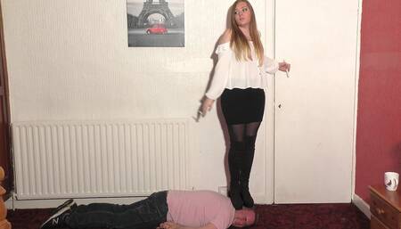 Dancing Sophie 327 (4K)