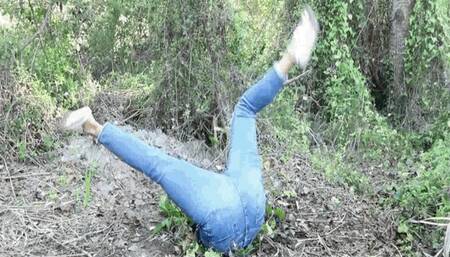 Trap in the forest WMV (1920x1080) FHD