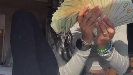 Money Spreads And Toe Teasing