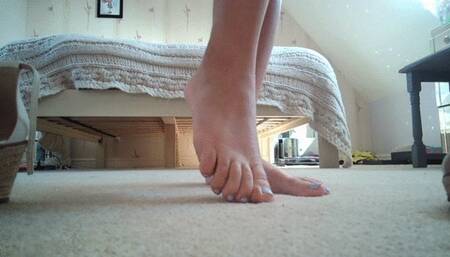 Tiny In My Toes - GIANTESS FETISH (HD)