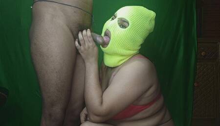 My Stepmom Gives Me the Best Gift by Giving Me a Good Blowjob Cum in Mouth