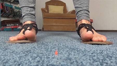 * 854x480p * Adore My Giant Feet & Worship My Big Bare Toes ( Giantess ) - Mp4