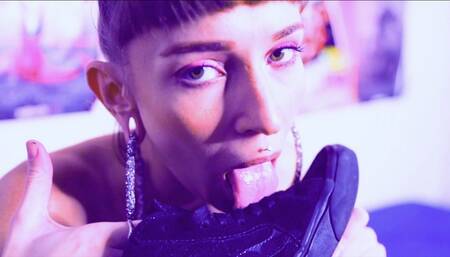 I Can Make You Cum With My Vans Sneakers