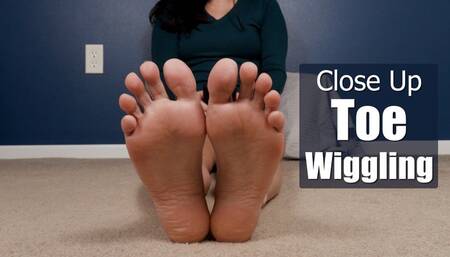 Barefoot Soles Close Up Toe Wiggling Feet Fetish - Kylie Jacobsx - MP4 4K HD