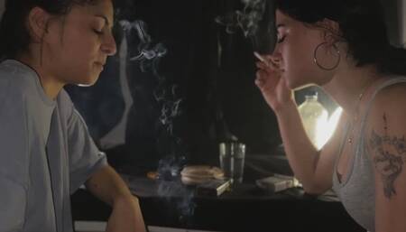 SMOKING LOVE AND HANDY NOSE EXHALE