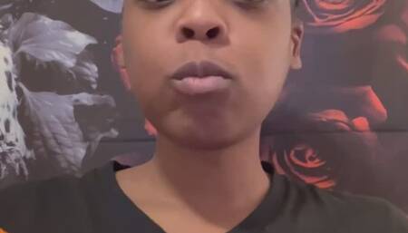 Yum I stuff tacos and autovomit in a clear bowl