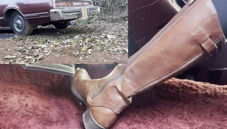 Tights and tall boots REVVING!