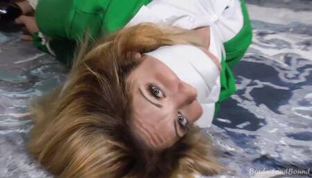 Alba in: Slimy Accounts Exec Quickly Overpowers the Way-Too-Quizzical Store Manager! Unbeknownst to the Ambitious Beauty, His Burner Phone is Now UESELESS Too! (HD)