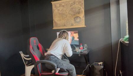 Muffled loud farts on chair while gaming