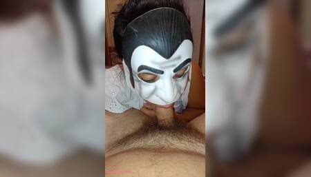 My Masked MILF Wife Gives Me a Beautiful Blowjob - Ita Amateur