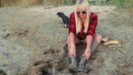 Viscous swamp 4 MP4 (1920x1080) FHD