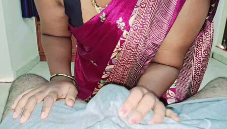 Tamil Couple Desi Woman Wearing Saree Sexy Boobs and Big Pennis Blowjob Massaging